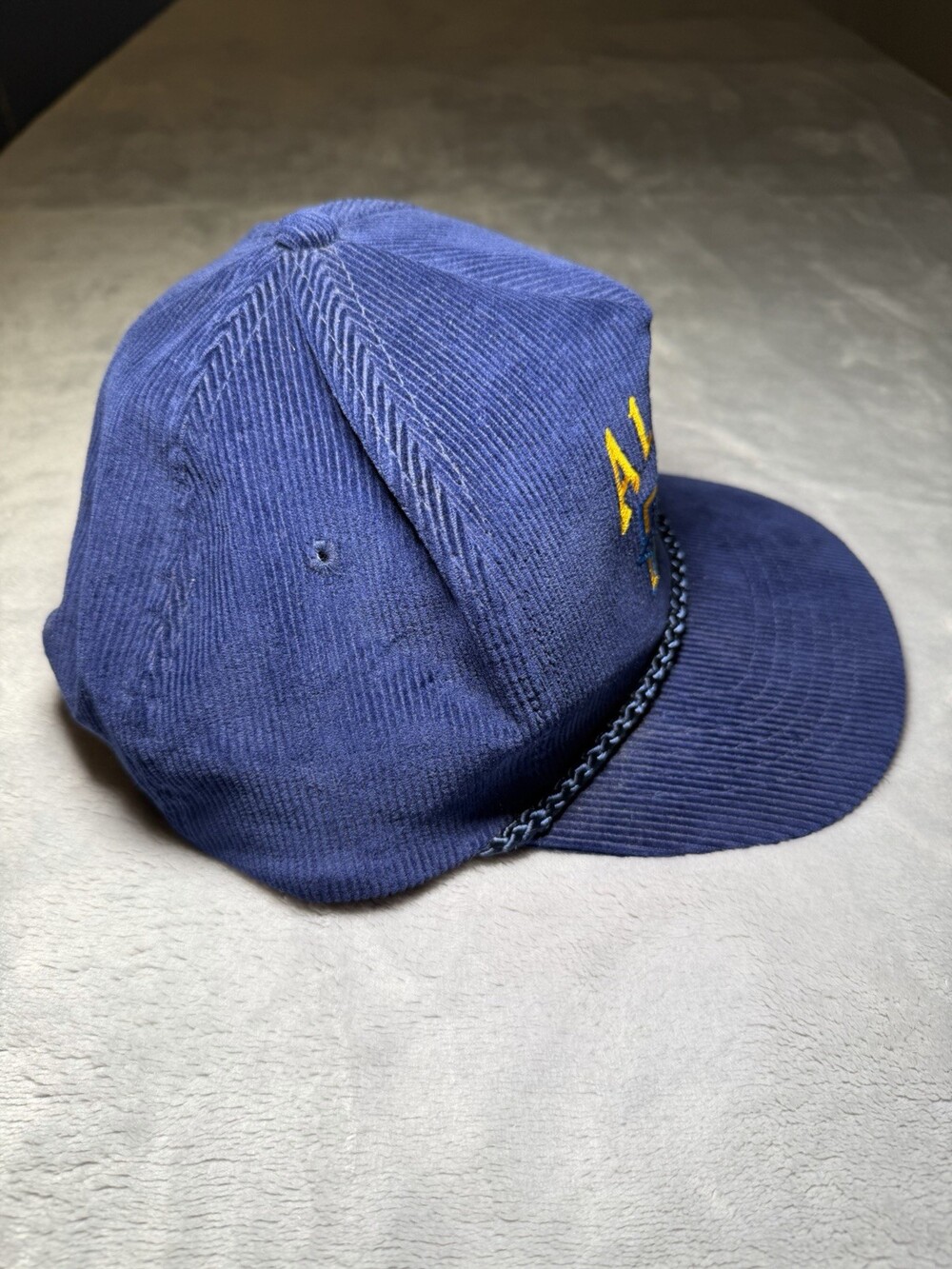 Vintage Alaska Snapback Trucker Hat Cap Corduroy Blue Eagle Outdoors One Size Ex - Picture 4 of 6